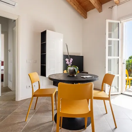 公寓 Corte Fasanella 50 托斯科拉诺-马德尔诺